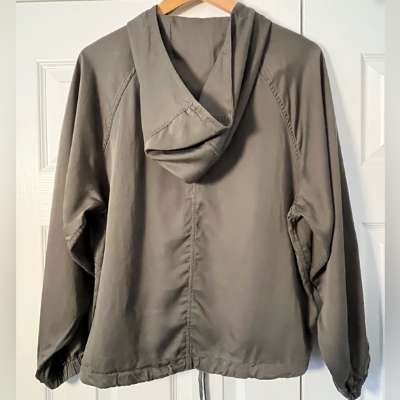 Lululemon City Stroll Hoodie Grey Sage Size 4 - Picture 9 of 11